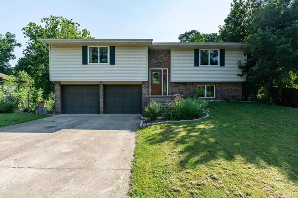 1505 E Browning Lane, Bloomington, IN 47401