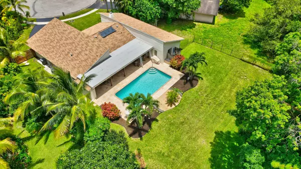 Boca Raton, FL 33428,21801 Little Bear LN