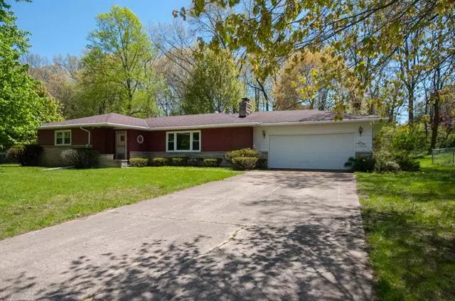 Springfield, MI 49037,62 Hickory Nut Lane