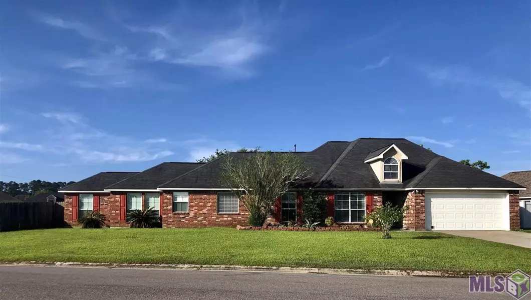 23691 SPRINGHILL DR, Denham Springs, LA 70726