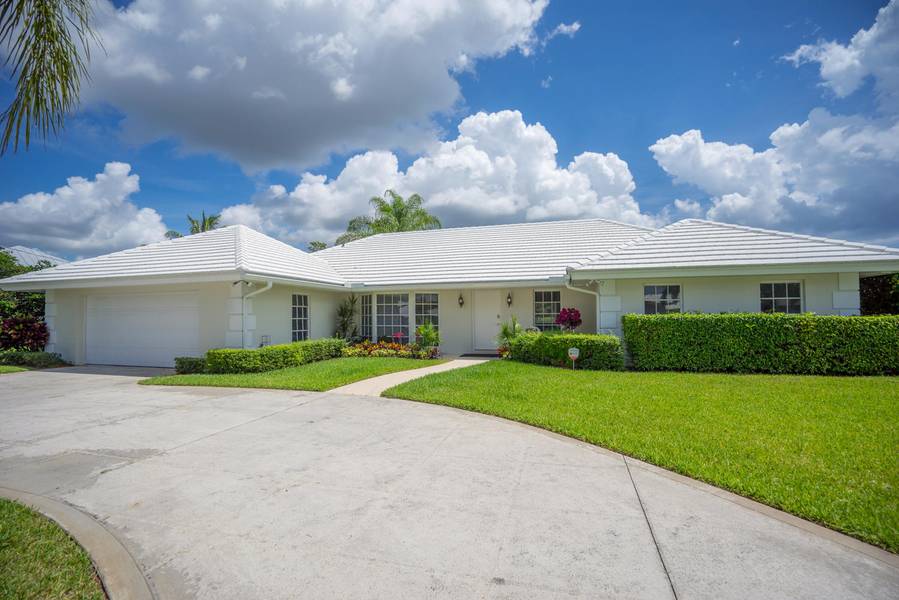 102 Golfview DR, Tequesta, FL 33469