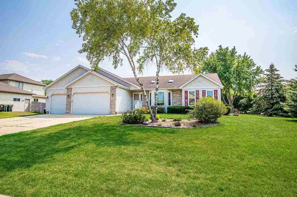 Sun Prairie, WI 53590,811 DUNCANNON WAY