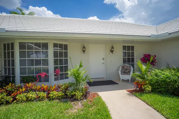 Tequesta, FL 33469,102 Golfview DR