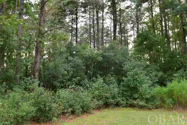 256 Kilmarlic Club #Lot 141, Powells Point, NC 27966