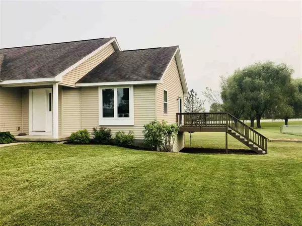 Pardeeville, WI 53954,N6739 Clover Ln