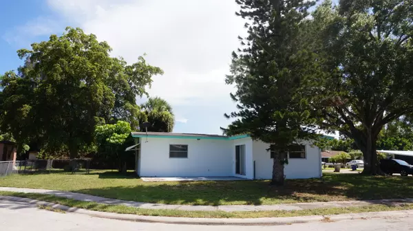 Fort Pierce, FL 34982,2606 S 14th ST