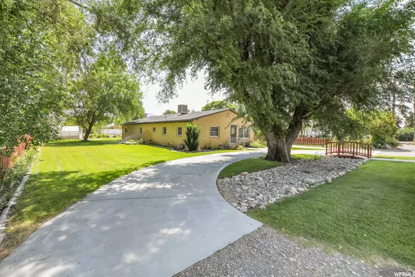 Garland, UT 84312,14376 N 6000 W