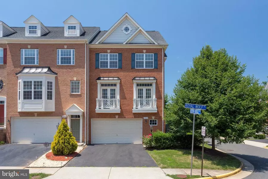 12560 ROYAL WOLF PL, Fairfax, VA 22030