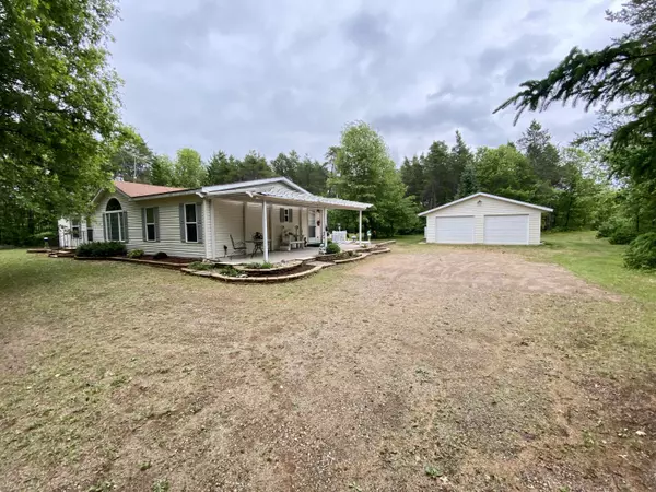 N11538 Deer Lake Rd, Athelstane, WI 54104