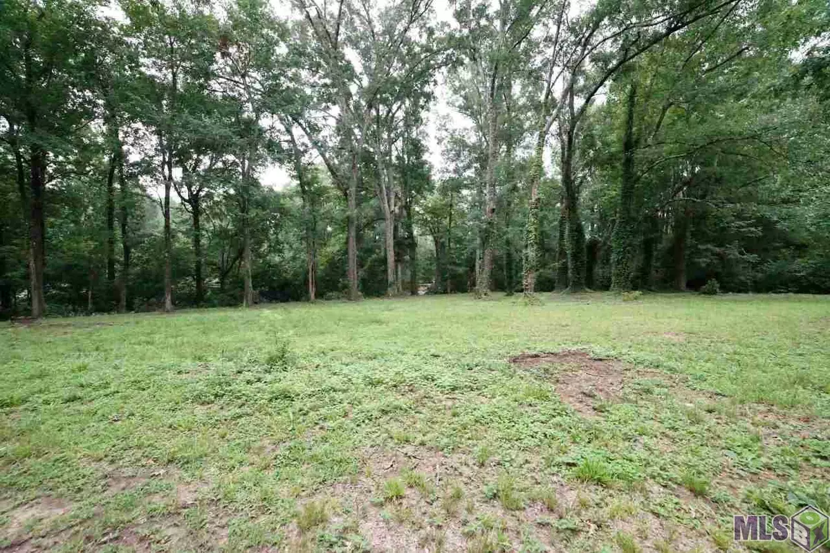 St Francisville, LA 70775,10756 LINDSEY LN