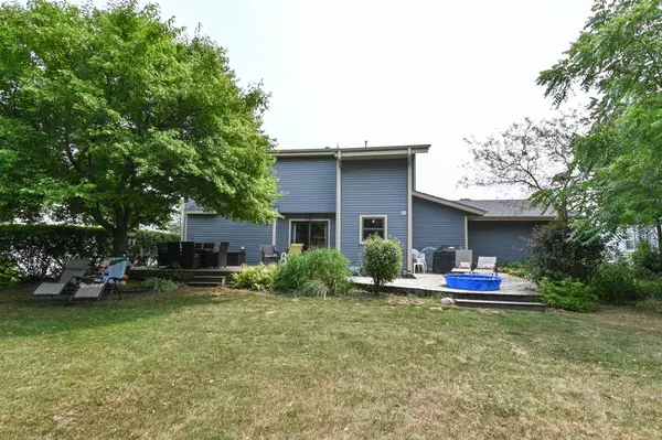 West Bend, WI 53095,1008 Cottonwood Ct