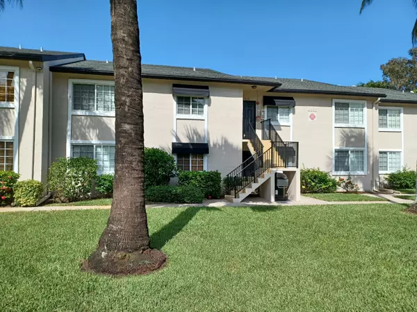 Deerfield Beach, FL 33064,4000 Crystal Lake DR 212