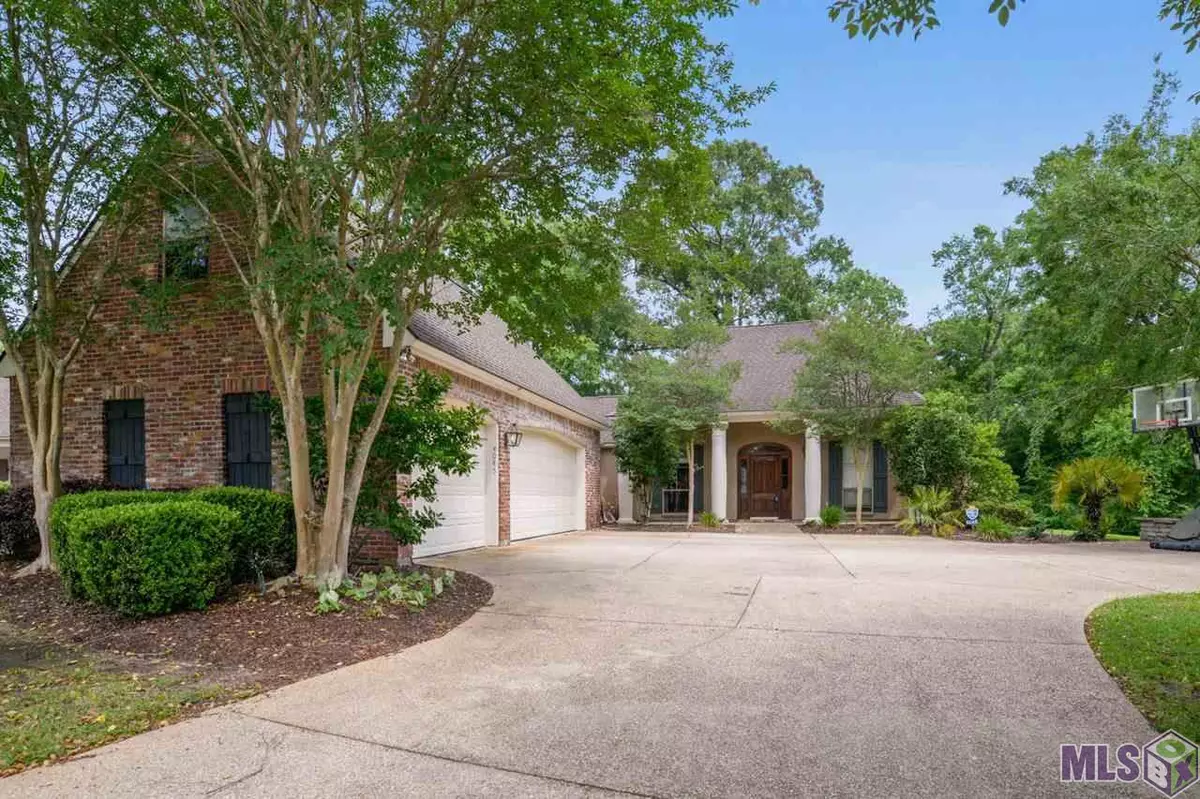 Baton Rouge, LA 70817,4045 OVERLOOK POINT CT