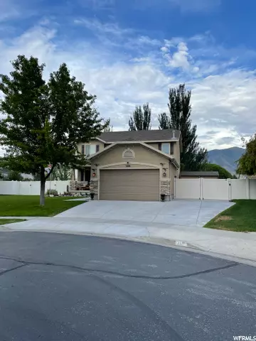 Stansbury Park, UT 84074,5638 LIGHTHOUSE LN