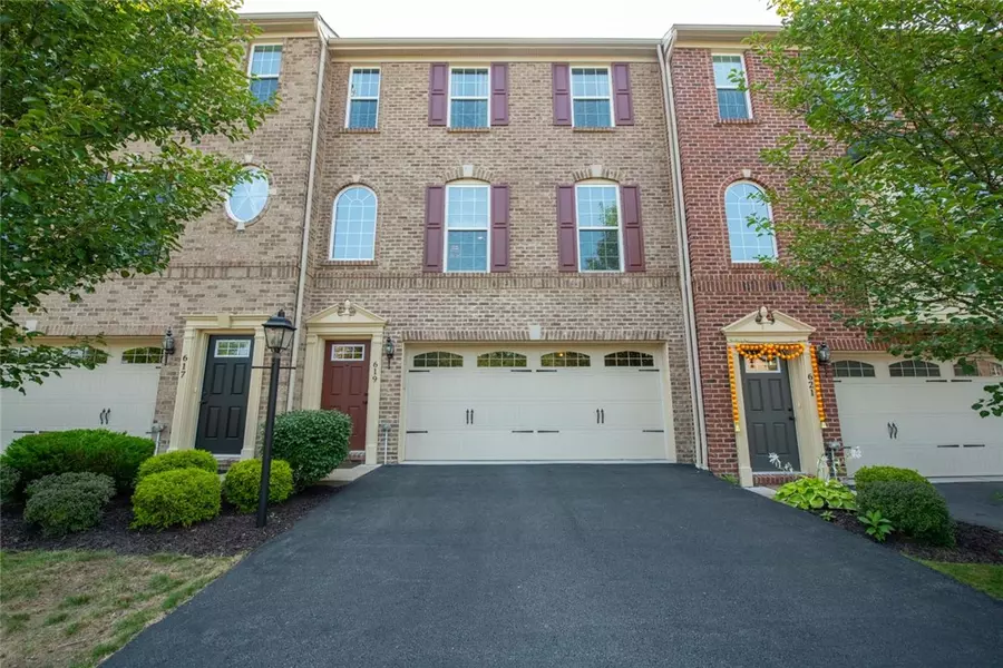 619 Edison Drive, Wexford, PA 15090