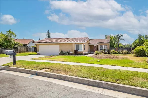 Redlands, CA 92374,204 Donna DR