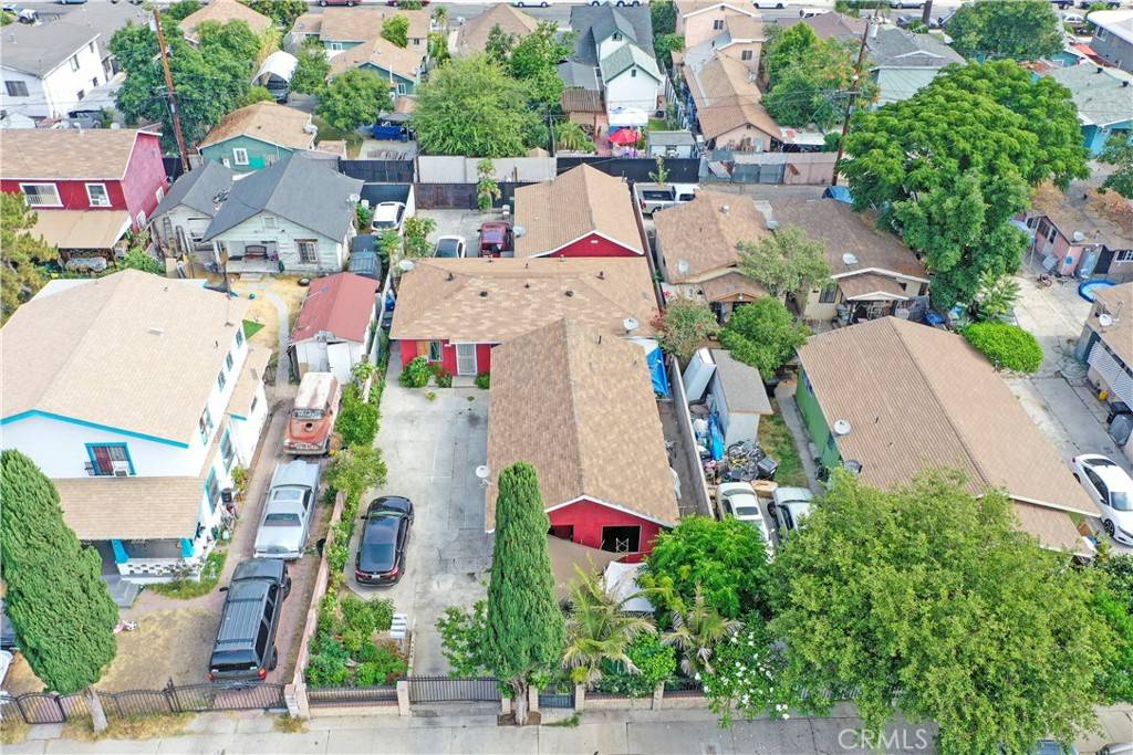 Los Angeles, CA 90001,2023 E 76th PL