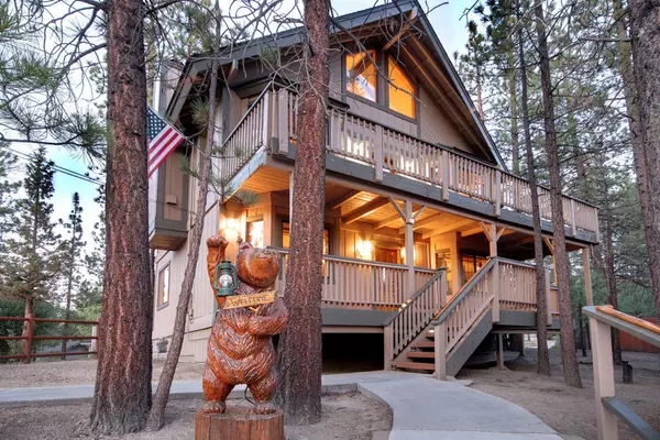 Big Bear, CA 92315,315 Crater Lake RD