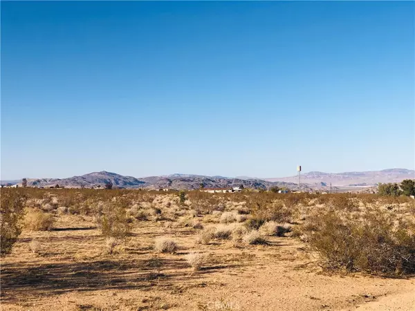 Landers, CA 92285,1 New Dixie Mine RD