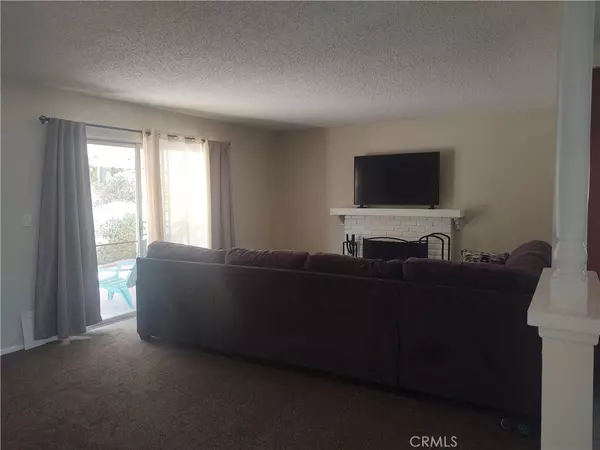 Costa Mesa, CA 92626,3091 Platte DR