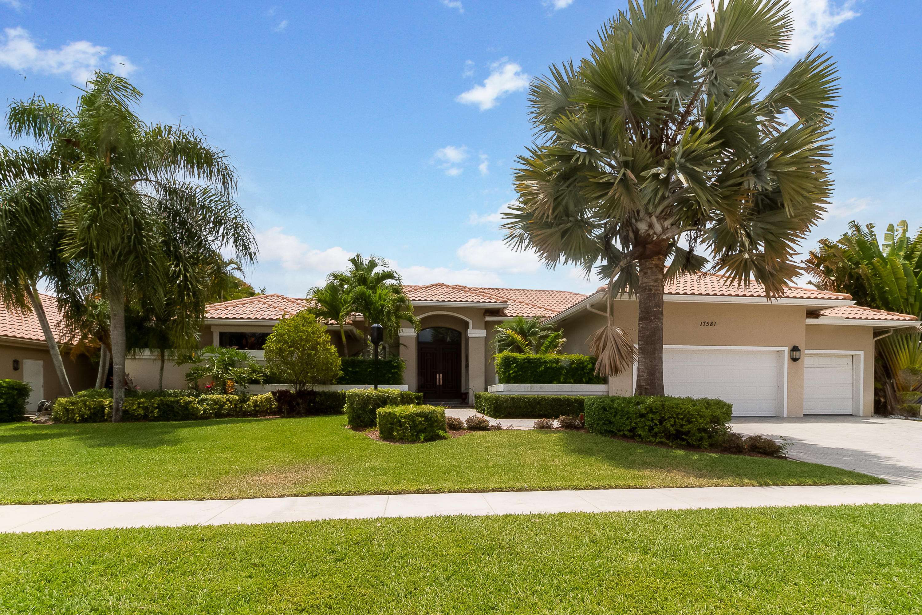 17581 Charnwood DR, Boca Raton, FL 33498