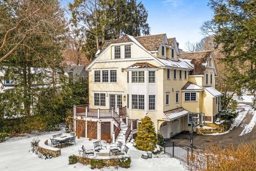 57 Windsor Road, Wellesley, MA 02481