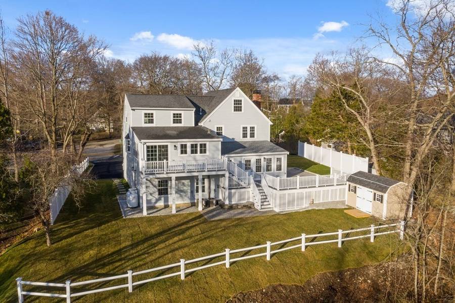 3 Park Cir, Hingham, MA 02043