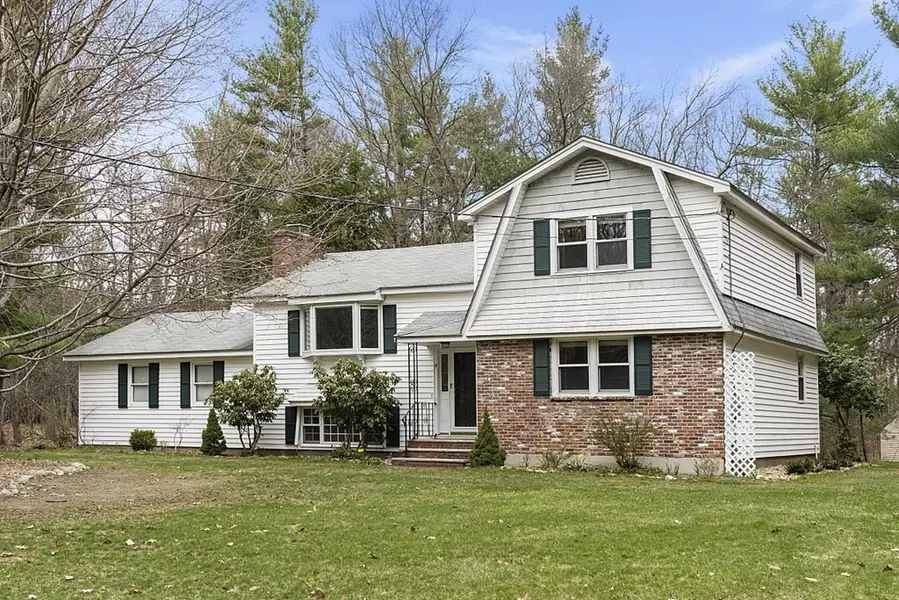 4 Woodland Drive, Westford, MA 01886