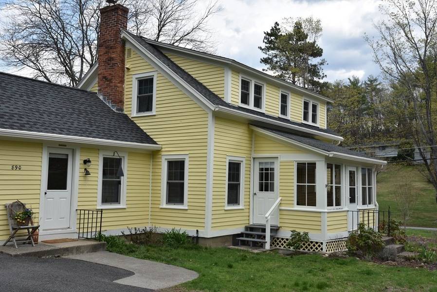 890 Bernardston Road, Greenfield, MA 01301