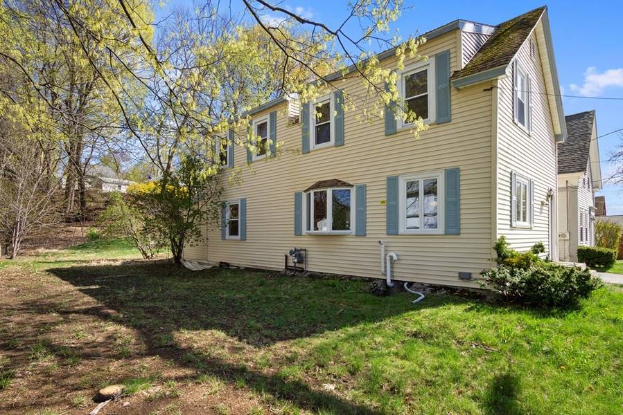 48 Fredonian St, Shirley, MA 01464