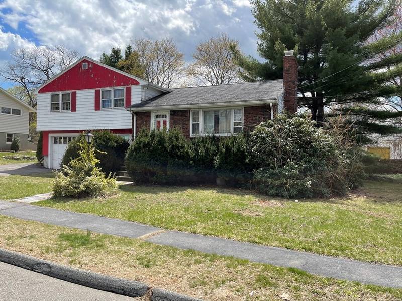 7 Sunset Dr., Saugus, MA 01906