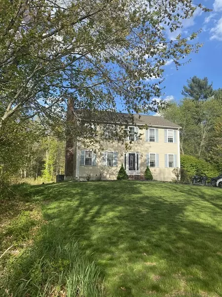 76 East Hodges Street, Norton, MA 02756