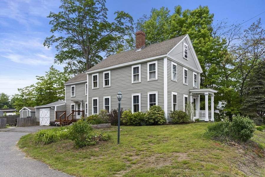 68 W Main St, Georgetown, MA 01833