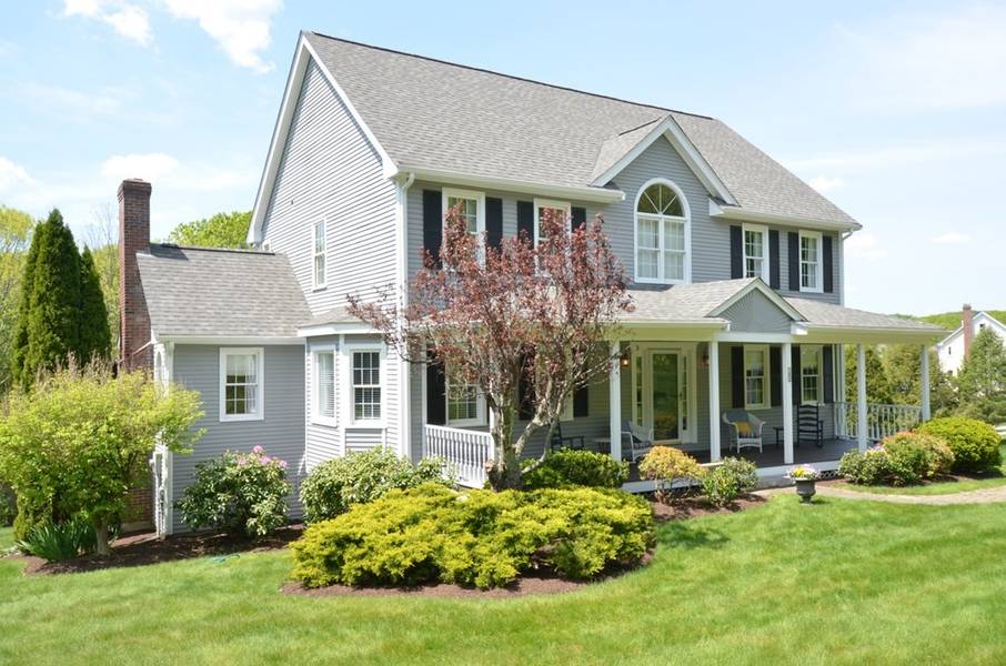 30 Grant Avenue, Wrentham, MA 02093