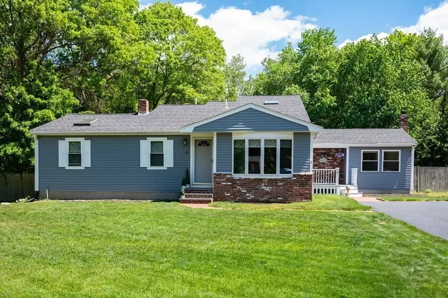 41 Queens Brook Rd, Pembroke, MA 02359