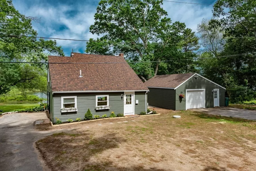 12 Birch Hill Rd, Bridgewater, MA 02324