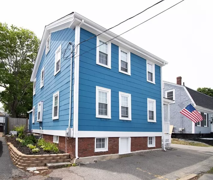 20 Murray St, Plymouth, MA 02360