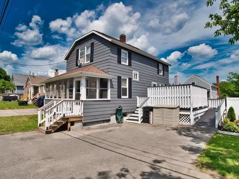 104 Louis St, Swansea, MA 02777