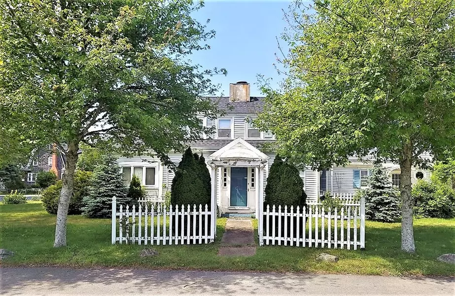 44 Maple Ave, Barnstable, MA 02601