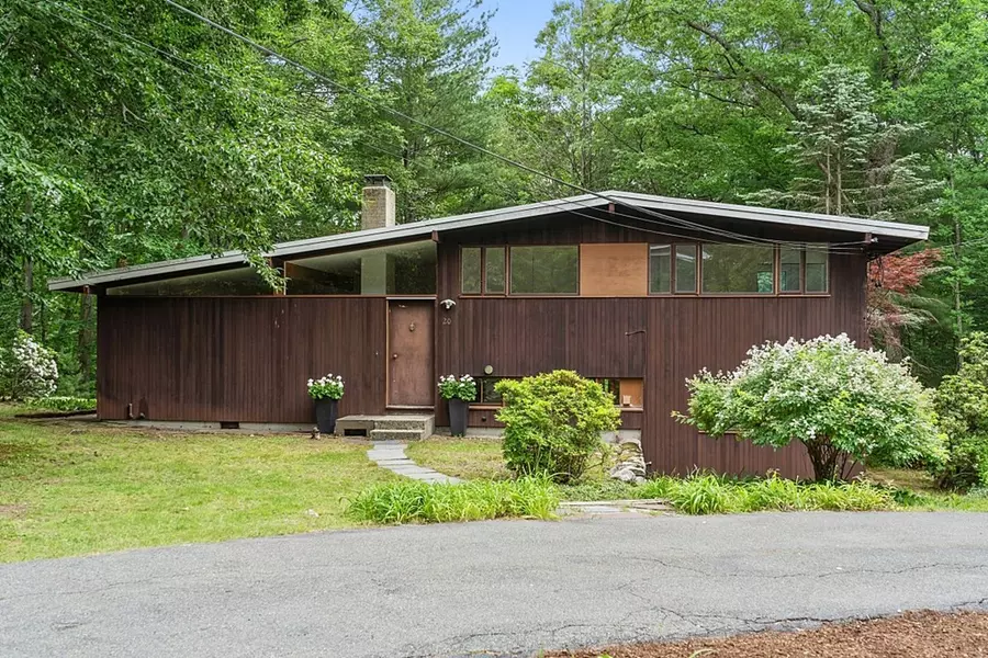 20 Dewey Road, Lexington, MA 02420