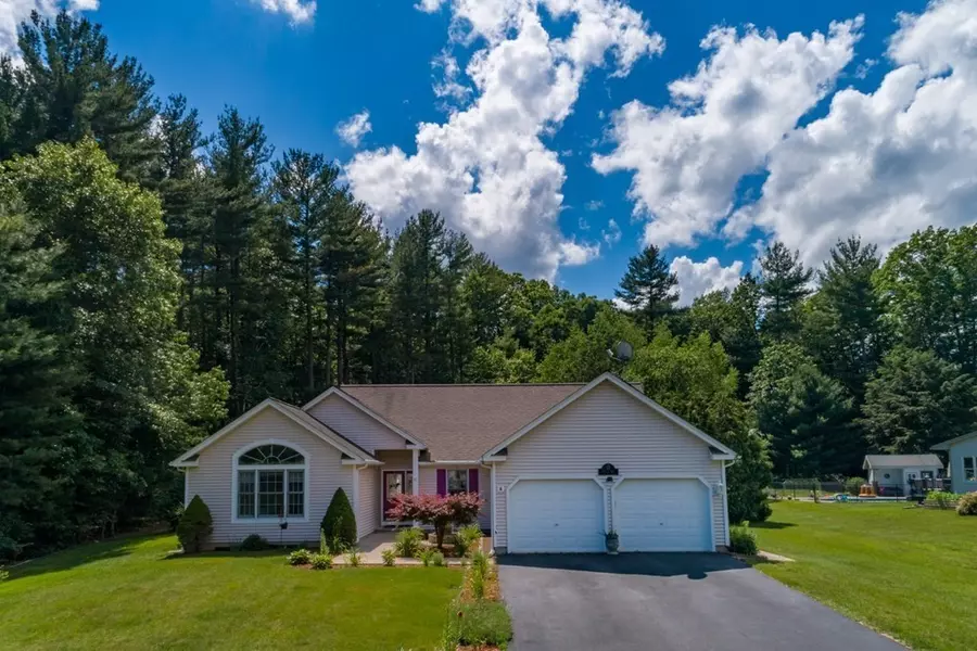 17 Patriots Way, Southwick, MA 01077