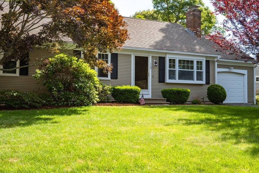 115 Wayland Rd, Barnstable, MA 02601