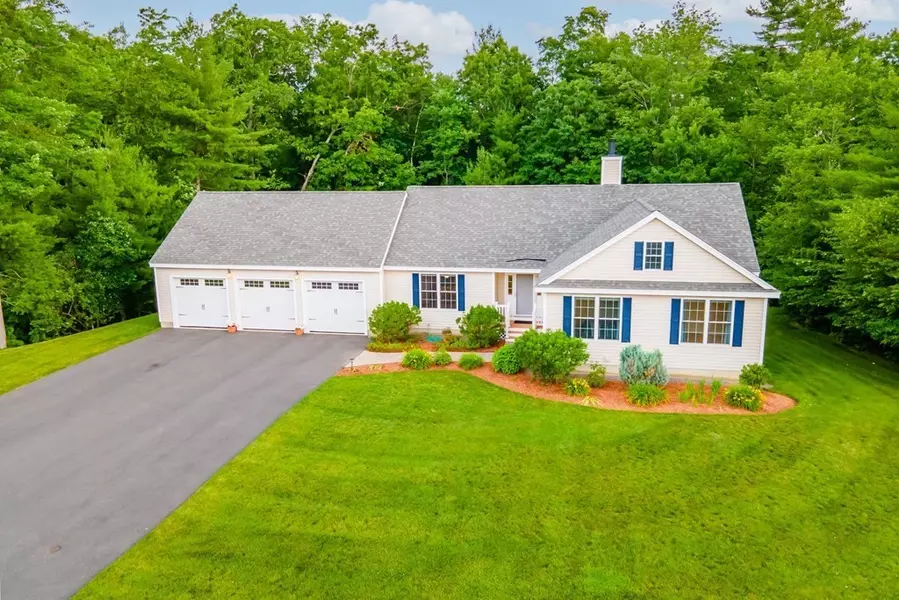 142 Old Farm Way, Ayer, MA 01432