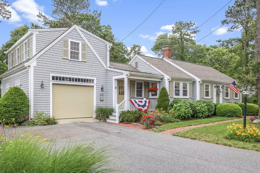 56 Pleasant Rd, Harwich, MA 02671