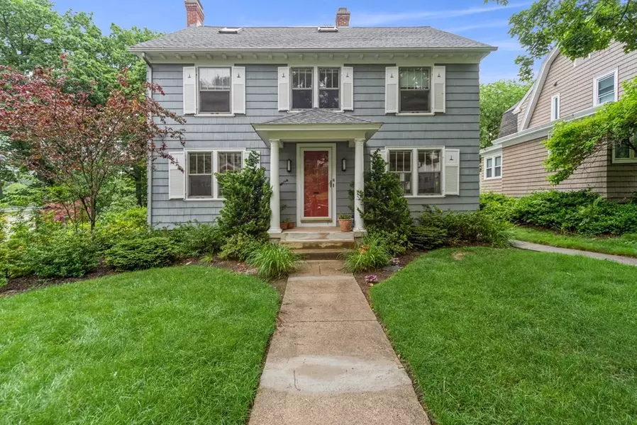 74 Commodore Rd, Worcester, MA 01602