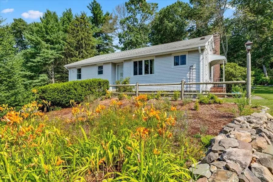 120 Matfield St, West Bridgewater, MA 02379