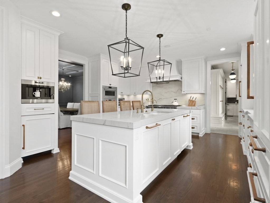 Southborough, MA 01772,76 Fisher Rd
