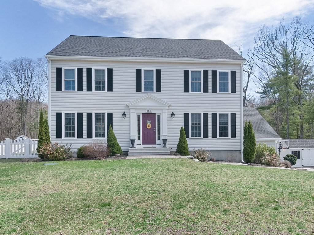 240 Riverlin St, Millbury, MA 01527