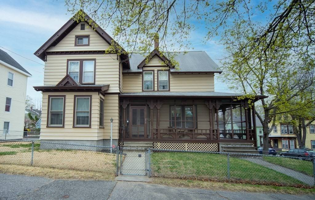 216 Walnut St, Clinton, MA 01510