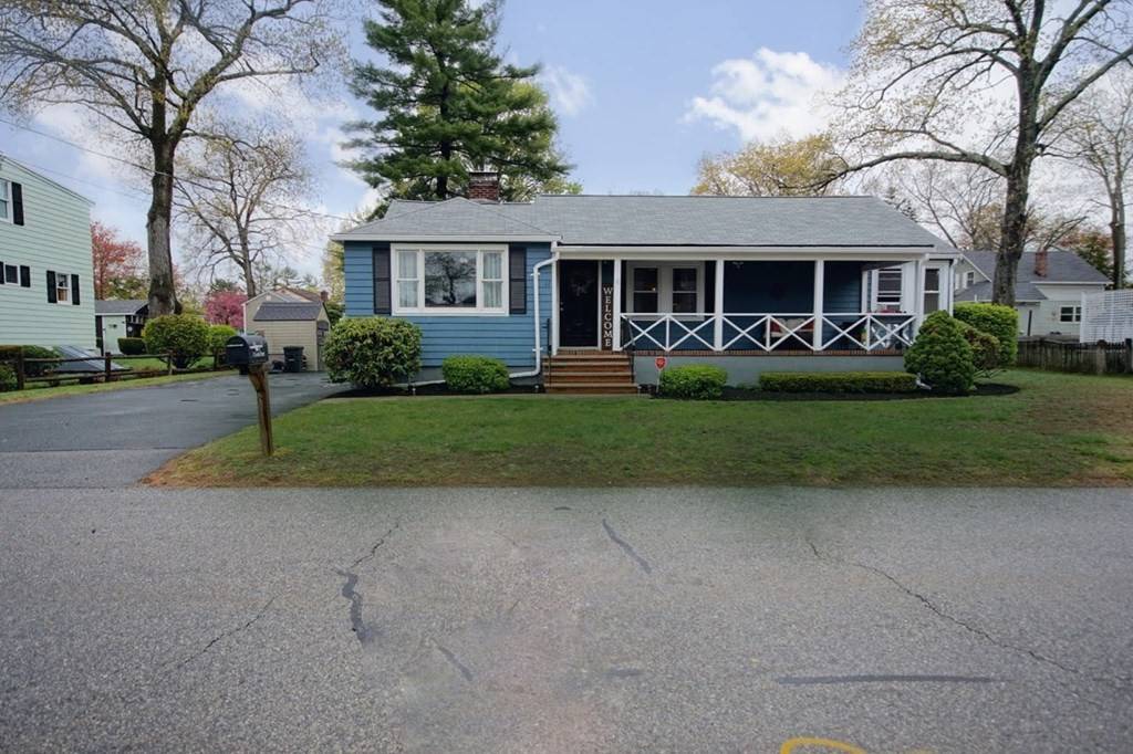 11 Leclair St, North Reading, MA 01864